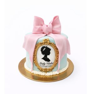 Violet vintage torta